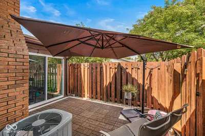 7538 Farm View Circle Drive, Indianapolis - 21