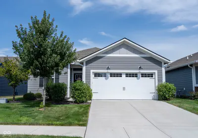 812 Bulger Lane, Westfield
