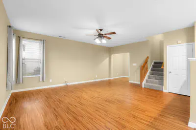 2322 Middle View Drive, Columbus - 10