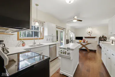 358 Bailey Circle, Carmel - 6