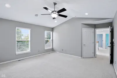 13973 Avalon East Drive, Fishers - 42
