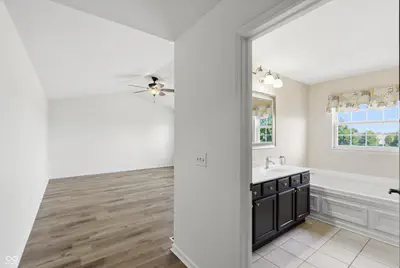 11841 Wedgeport Lane, Fishers - 39