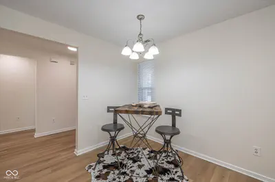 6129 Green Glade Drive, Whitestown - 7