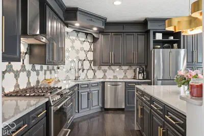 11060 Crystal Falls Lane, Fishers - 12