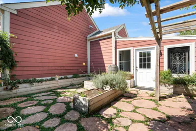 311 Merrill Street, Fortville - 40