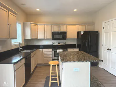 1206 Barrington Drive, Greenwood - 33