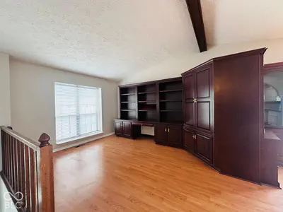 2746 Lakeshire Lane, Indianapolis - 8