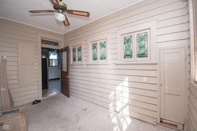 718 S Walnut Street, Seymour - 19