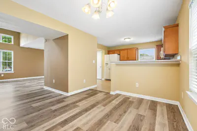 15366 Ten Point Drive, Noblesville - 13
