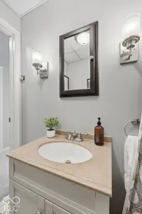 6272 Grosbeak Court, Nineveh - 41