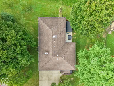 6375 Derbyshire Road, Indianapolis - 3