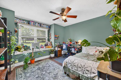 6876 W 300 S, Morgantown - 49