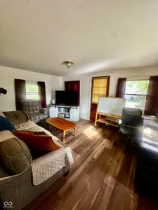1042 Avenue E, Greencastle - 6