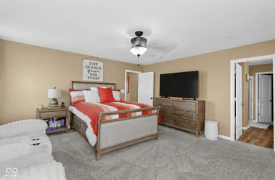 3394 S Bennett Drive, New Palestine - 13