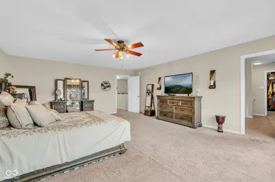 8801 Browns Valley Lane, Camby - 35