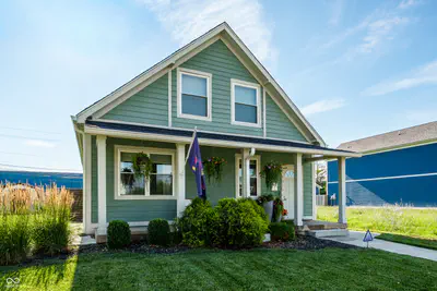 2015 Columbia Avenue, Indianapolis - 46