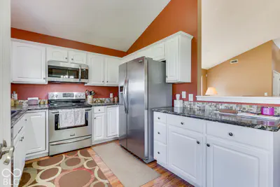 1031 Lincoln Park West Drive, Greenwood - 20