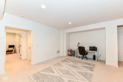 15679 Woodford Drive, Westfield - 44