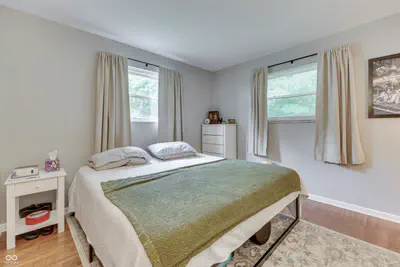 8025 Sycamore Road, Fairland - 14