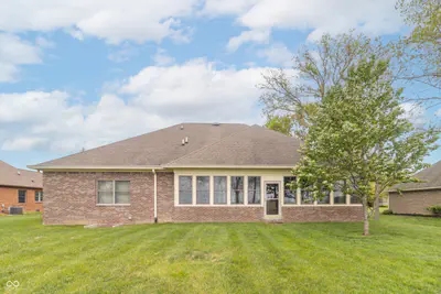 1336 Penny Lane, Greenfield - 9