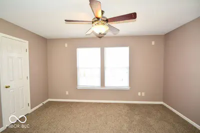 4537 Connaught East Drive, Plainfield - 23