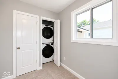 930 N Eaton Avenue, Indianapolis - 34