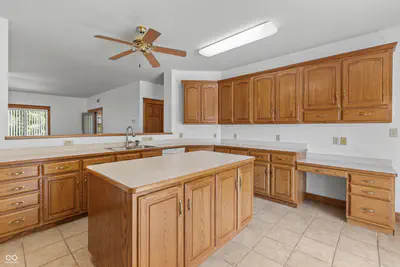 505 Kelly Drive, Brownstown - 13