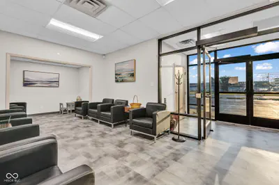 340 Tracy Road, Whiteland - 3