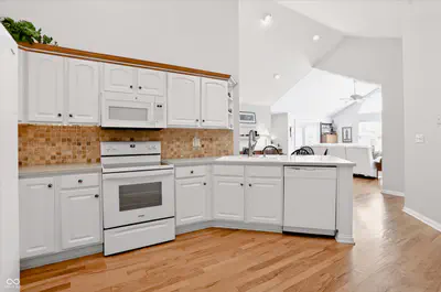 16615 Brownstone Court, Westfield - 15