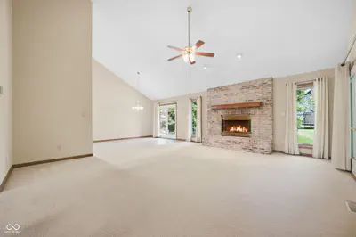 1909 Lakeside Lane, Indianapolis - 6