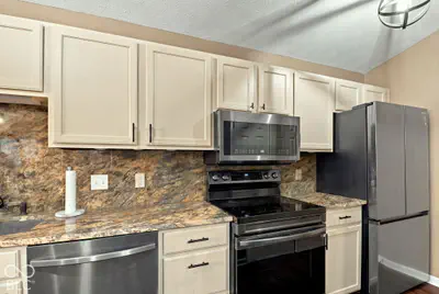 6526 Jade Stream Court, Indianapolis - 12