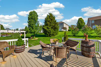 697 Lake Vista Drive, Columbus - 3