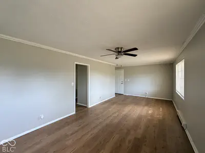 6028 Laurel Hall Drive, Indianapolis - 8