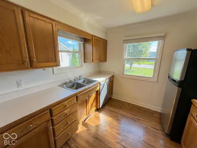 1147 Cottage Circle, Seymour - 10