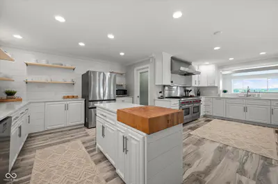 7800 Lakewood Drive, Unionville - 27