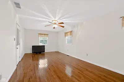 8223 U S 35 Highway, Losantville - 14