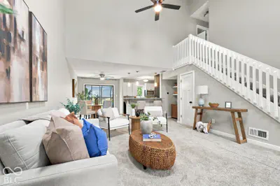 2505 Spring Hill Court, Indianapolis - 9