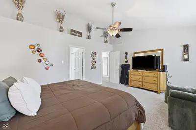 7301 Chestnut Hills Boulevard, Indianapolis - 21
