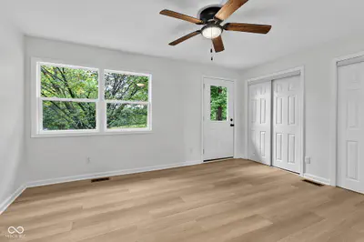 1201 N State Road 157, Bloomfield - 19