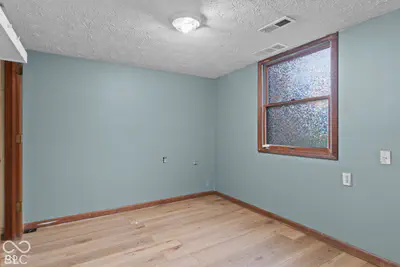 621 Pioneer Drive, Indianapolis - 16