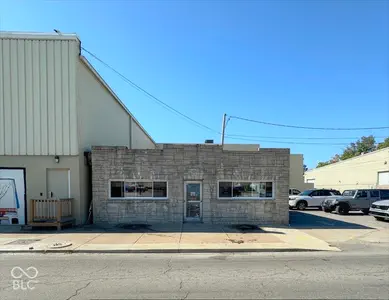 87 6th Street, Logansport