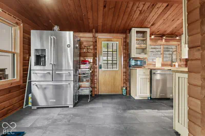 7119 Drum Drive, Nineveh - 9