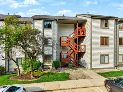 8158 Shorewalk Drive, Indianapolis - 51