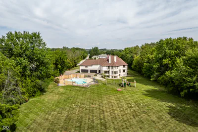 11575 Freeport Drive, Carmel - 35