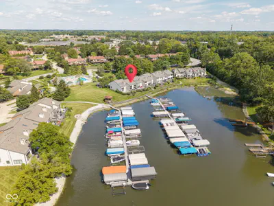 8094 Shorewalk Drive, Indianapolis