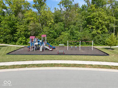 9410 Bethel Woods Drive, Indianapolis - 41