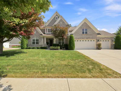 6411 Blackstone, Zionsville