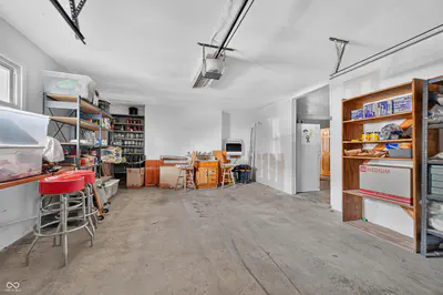 10420 Bradford Road, Avon - 29