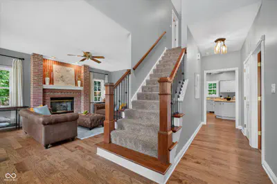 2119 Scarlet Oak Drive, Avon - 8