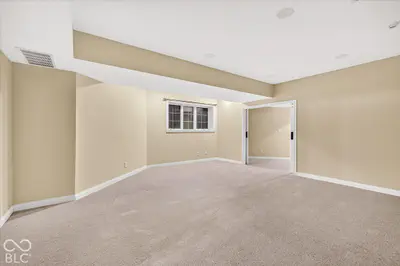 614 N Senate Avenue, Indianapolis - 42